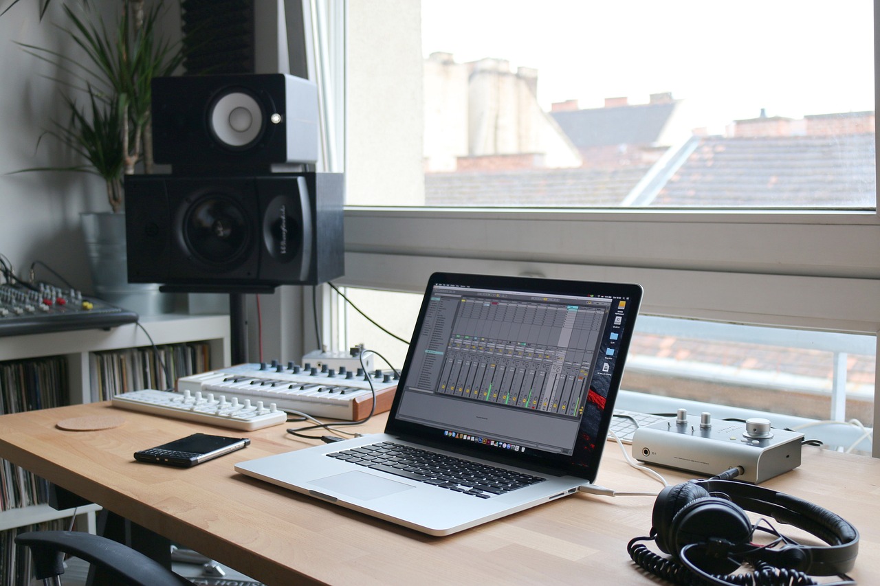 How to Design an Ergonomic Workspace